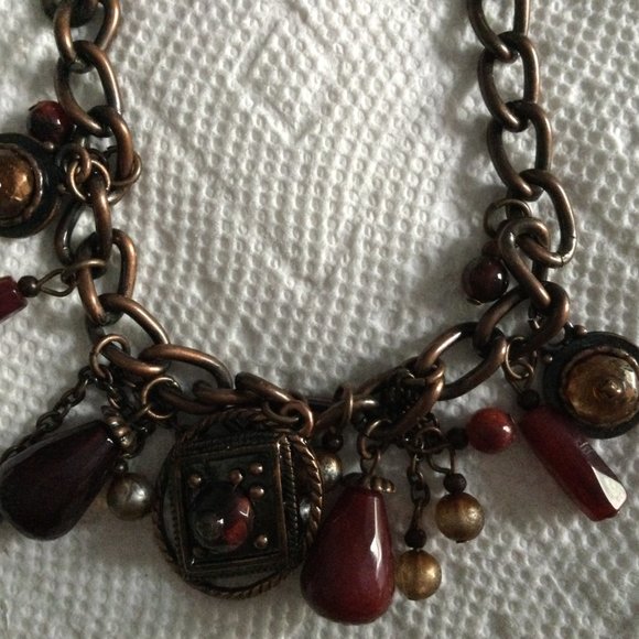 Women's necklace copper button red beads metal chain 17" likely vintage - Picture 2 of 4